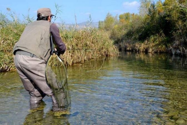 pêche_sur_gobage_rivière_catalogne